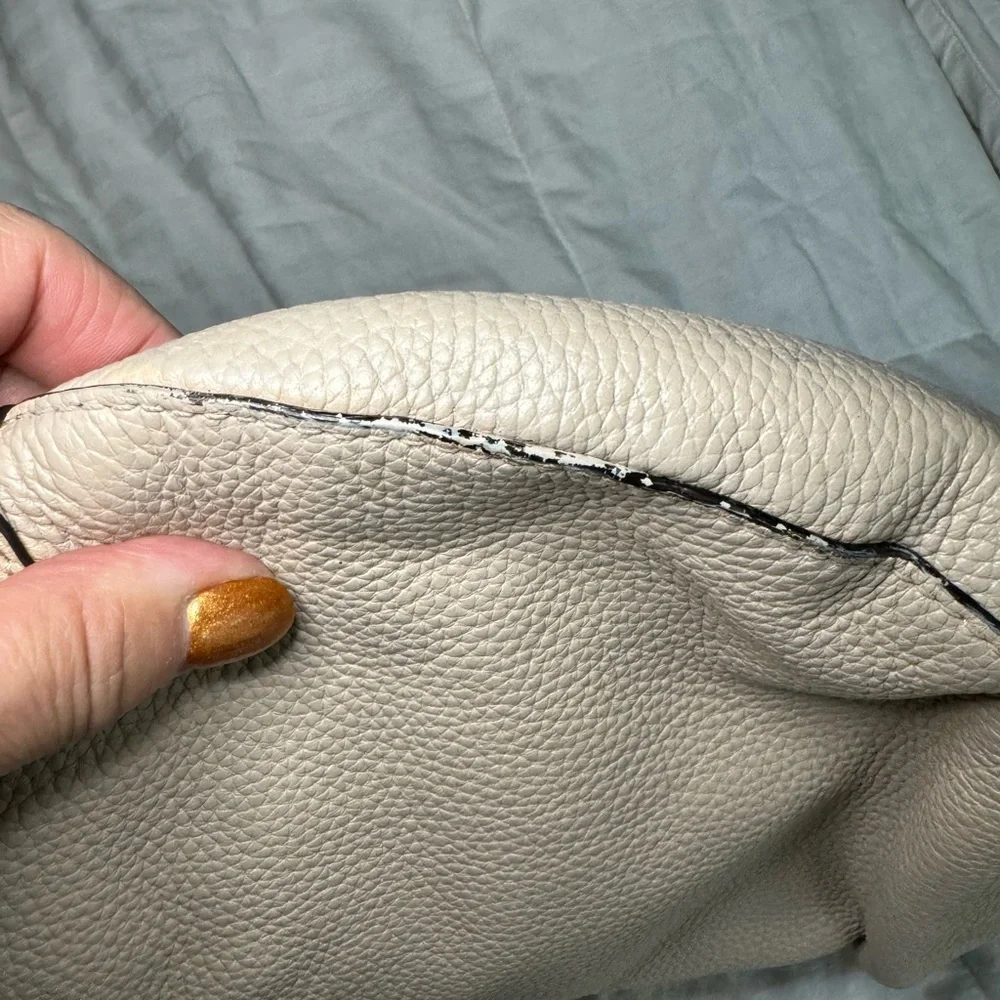 Michael Kors Women’s Tan pebbled leather hobo